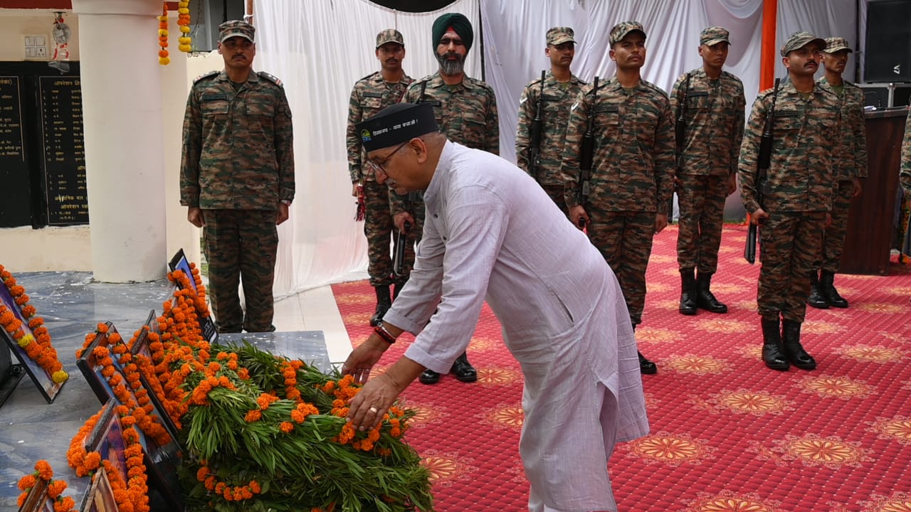 बौराड़ी, नई टिहरी में शौर्य दिवस उत्साहपूर्वक संपन्न, शहीदों को दी गई श्रद्धांजलि