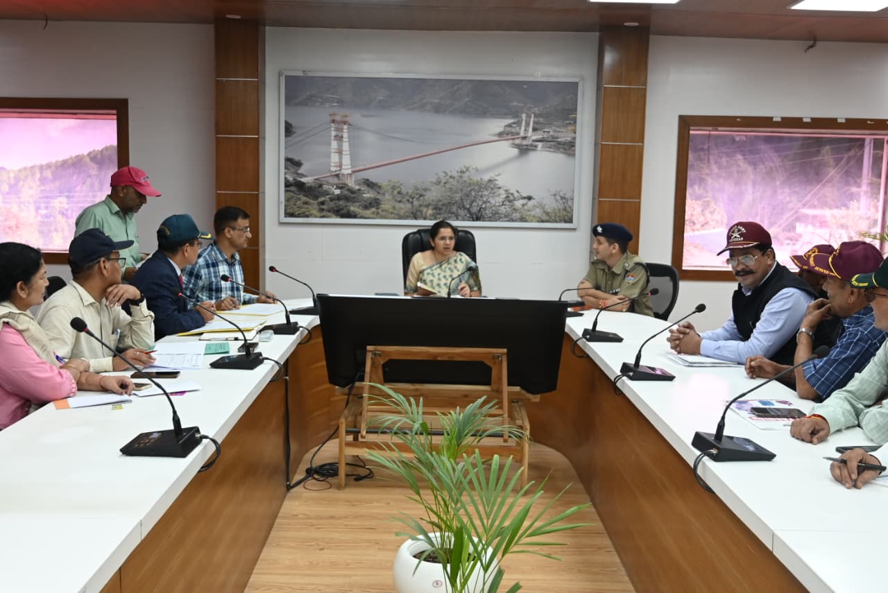 जिलाधिकारी की अध्यक्षता में जिला सैनिक परिषद की त्रैमासिक बैठक सम्पन्न