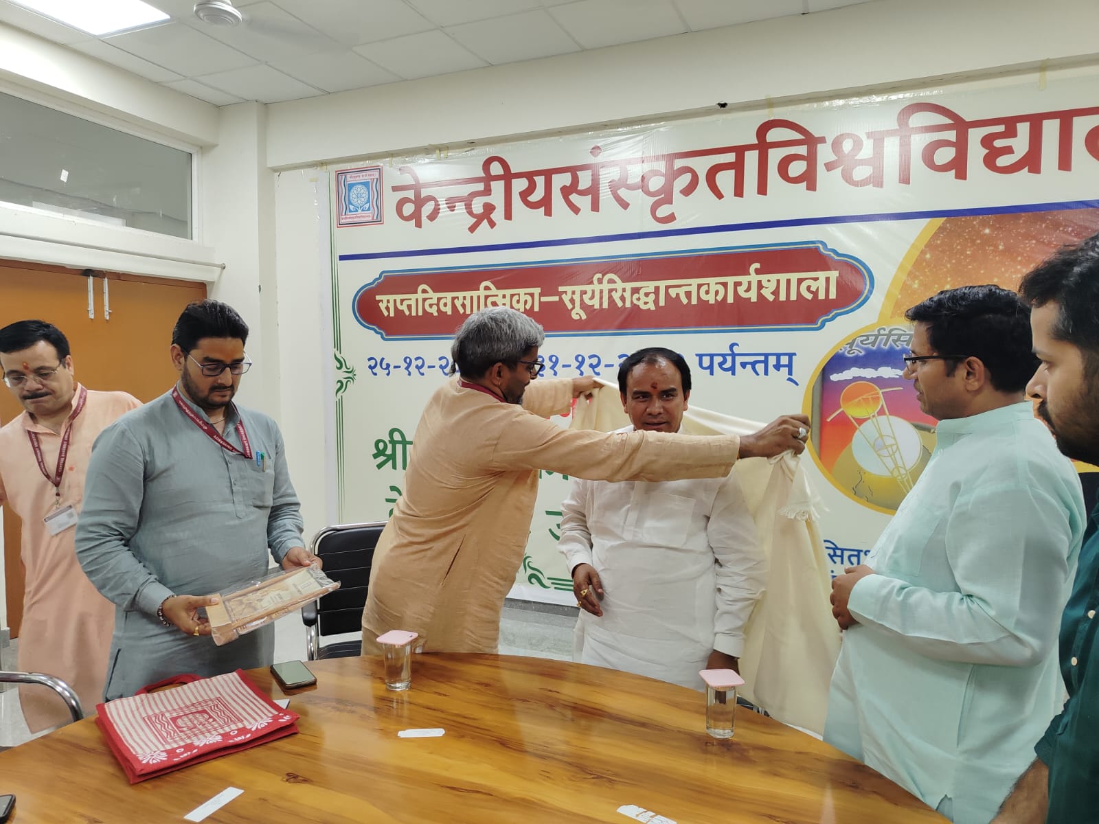 रघुनाथ कीर्ति परिसर से उत्तराखंड को मिलेगा लाभ: डॉ. धनसिंह रावत
